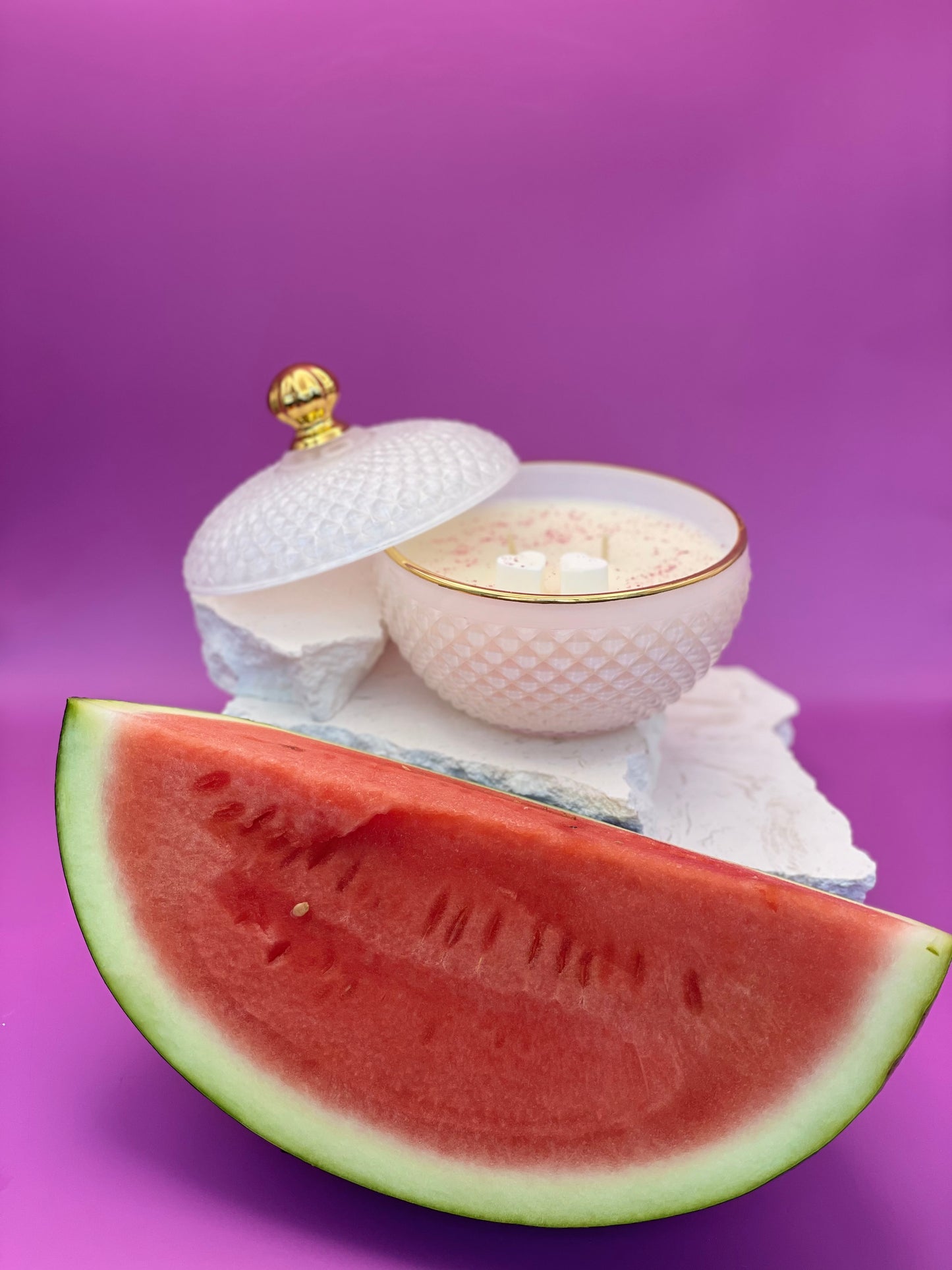 Watermelon - Soy & Coconut Candle (45 hours burn time - cotton wick)