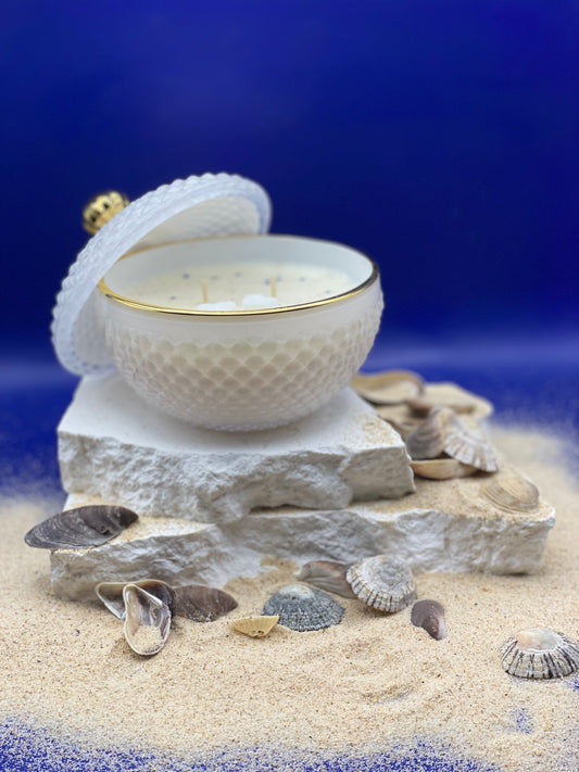 Amalfi Coast - Soy & Coconut Candle (45 hours burn time - cotton wick)