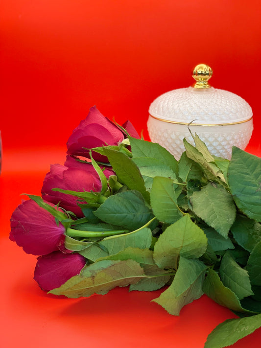 Rose Victorian - Soy & Coconut Candle (45 hours burn time - cotton wick)