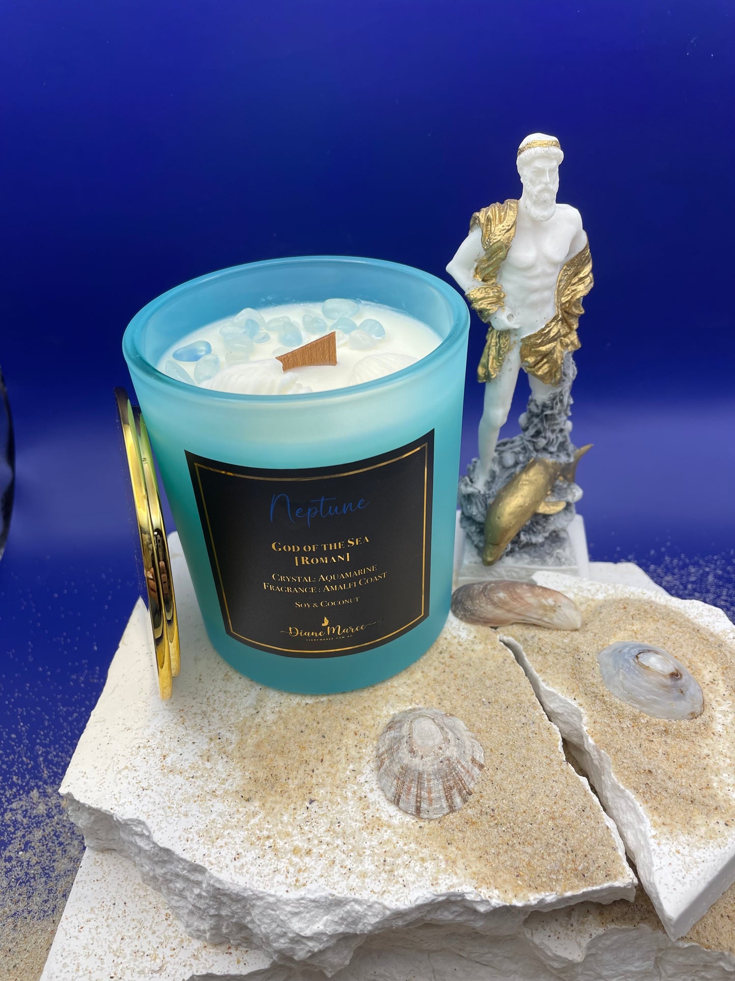 Neptune - God of the Sea [Roman]. Large Soy & Coconut Candle. Fragrance: Amalfi Coast (60 hours burn time - wood wick)