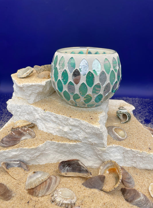 Bondi Beach - Soy & Coconut Candle (45 hours burn time - cotton wick)